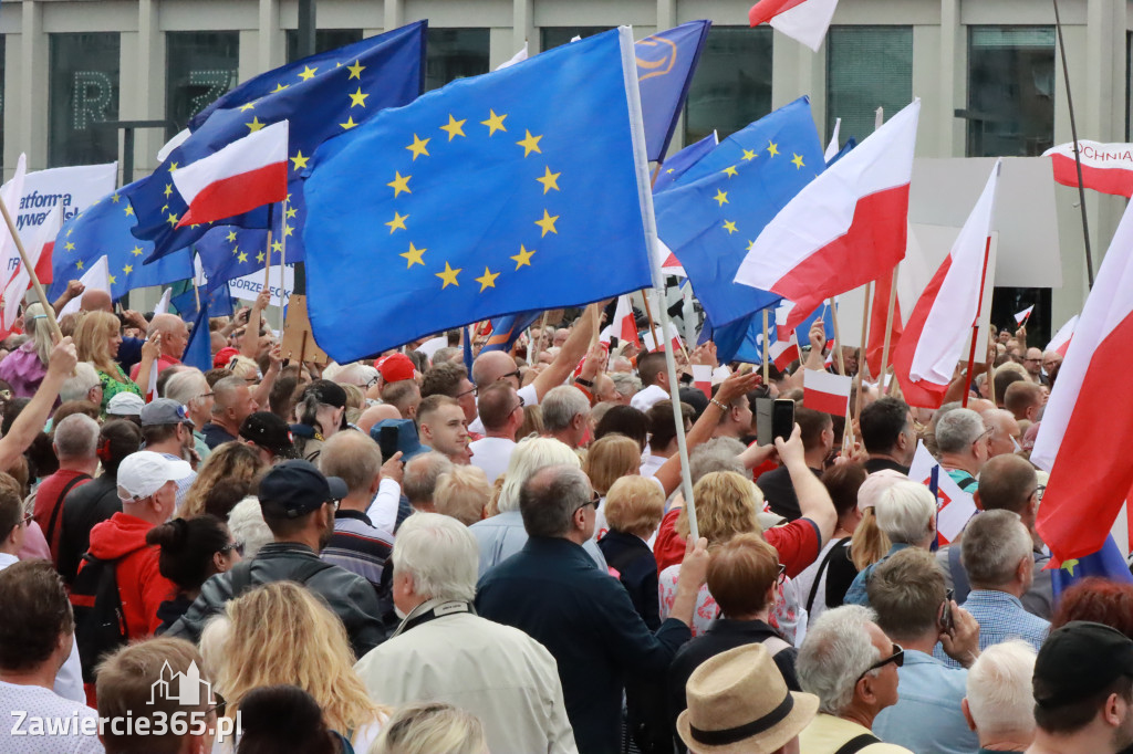 Fotorelacja: Wiec Donalda Tuska we Wrocławiu.