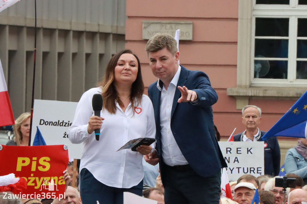 Fotorelacja: Wiec Donalda Tuska we Wrocławiu.