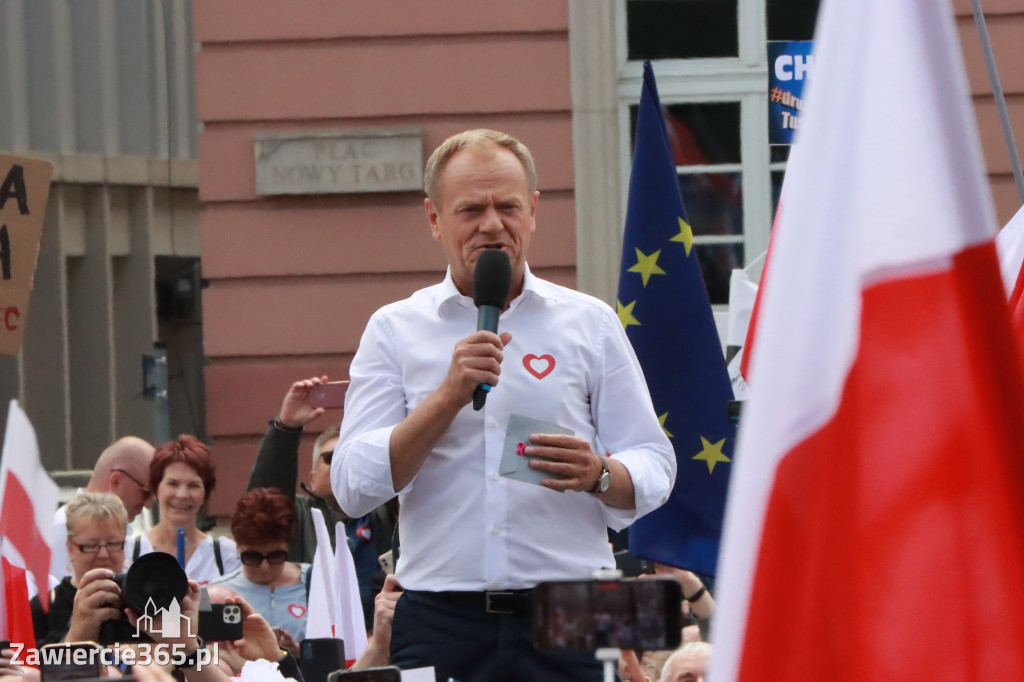 Fotorelacja: Wiec Donalda Tuska we Wrocławiu.