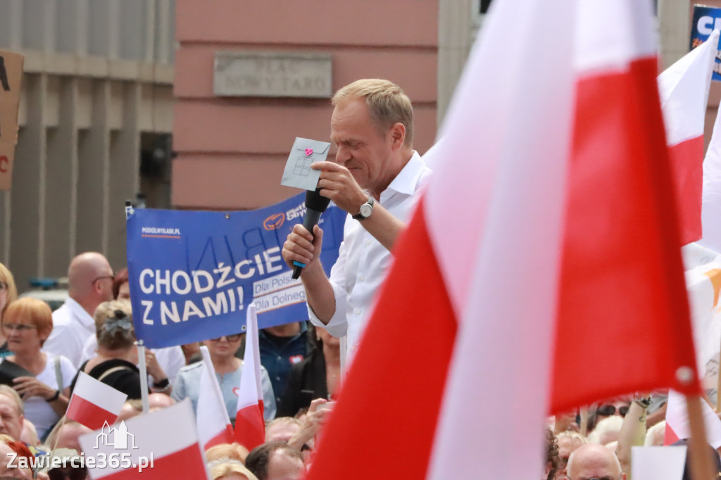 Fotorelacja: Wiec Donalda Tuska we Wrocławiu.