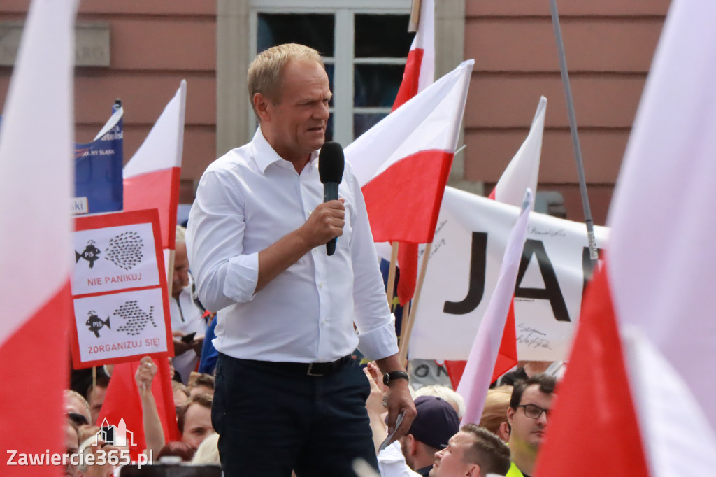 Fotorelacja: Wiec Donalda Tuska we Wrocławiu.