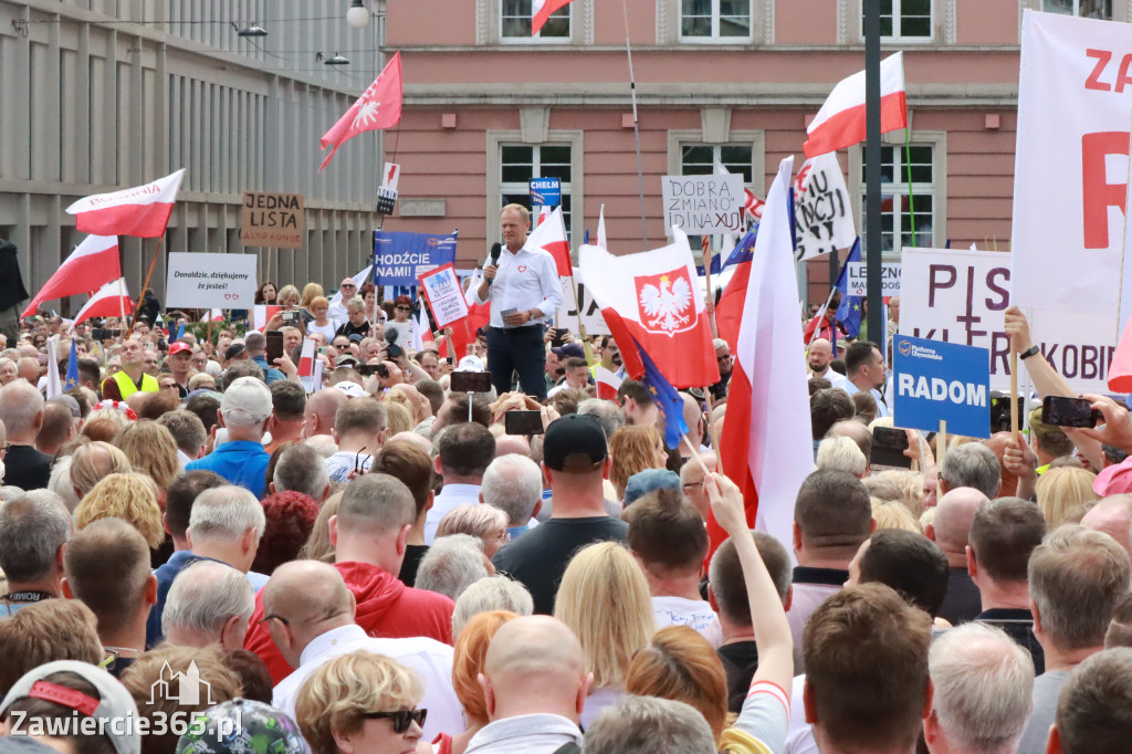 Fotorelacja: Wiec Donalda Tuska we Wrocławiu.