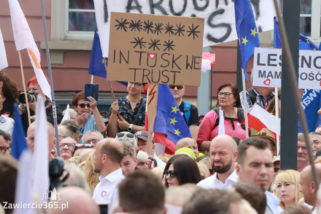 Fotorelacja: Wiec Donalda Tuska we Wrocławiu.