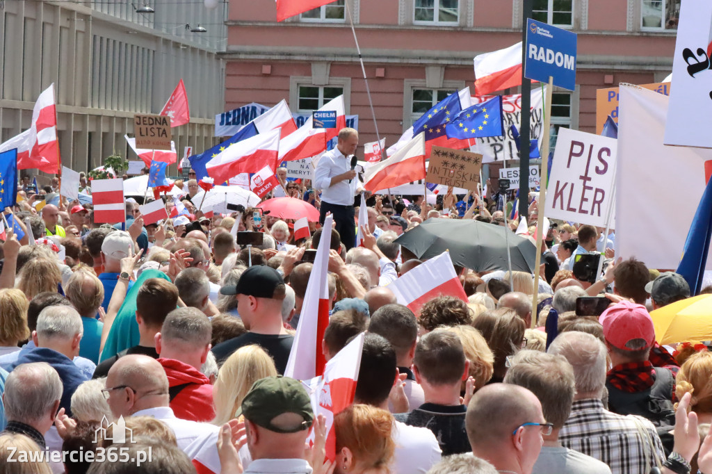 Fotorelacja: Wiec Donalda Tuska we Wrocławiu.