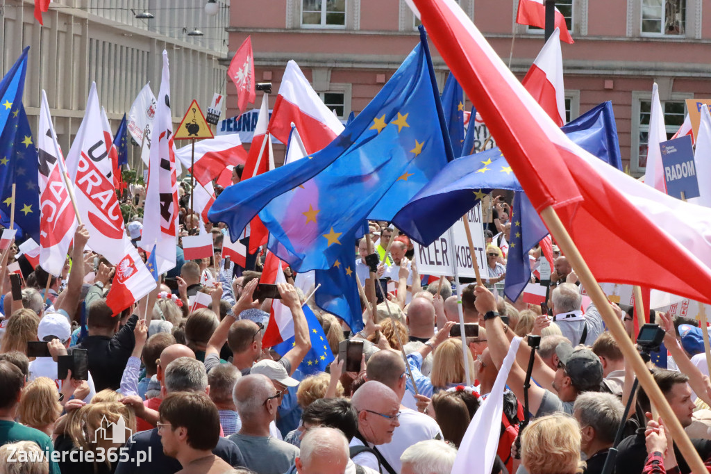 Fotorelacja: Wiec Donalda Tuska we Wrocławiu.