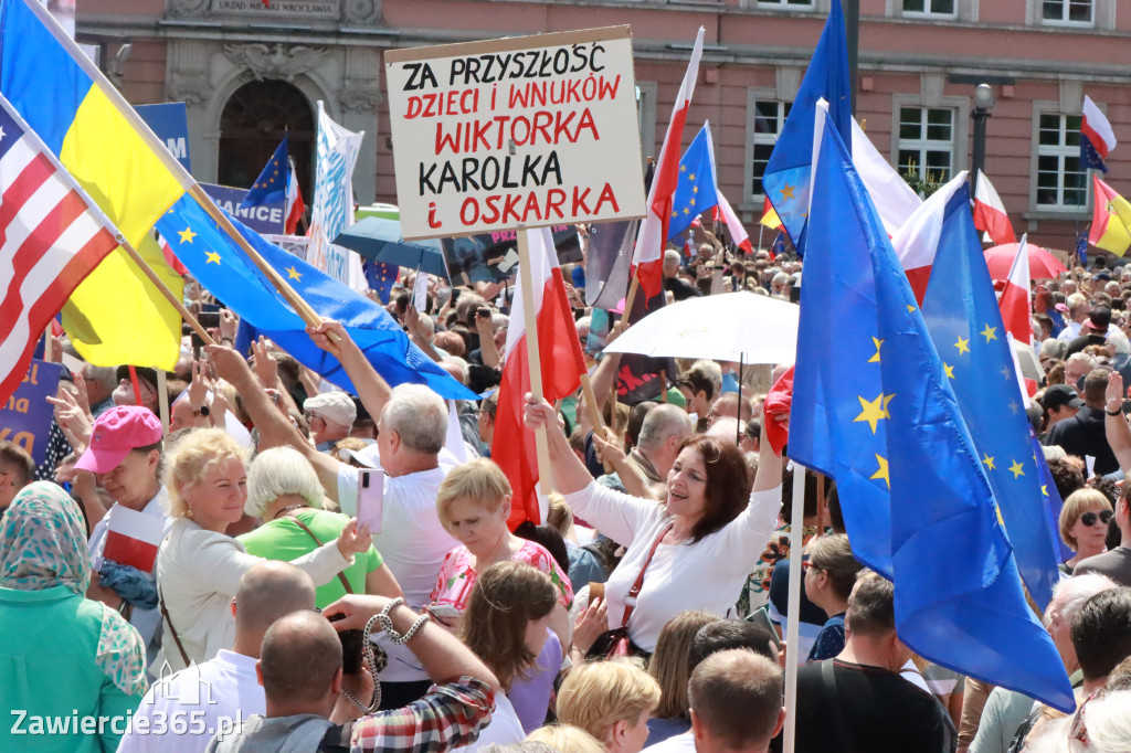 Fotorelacja: Wiec Donalda Tuska we Wrocławiu.