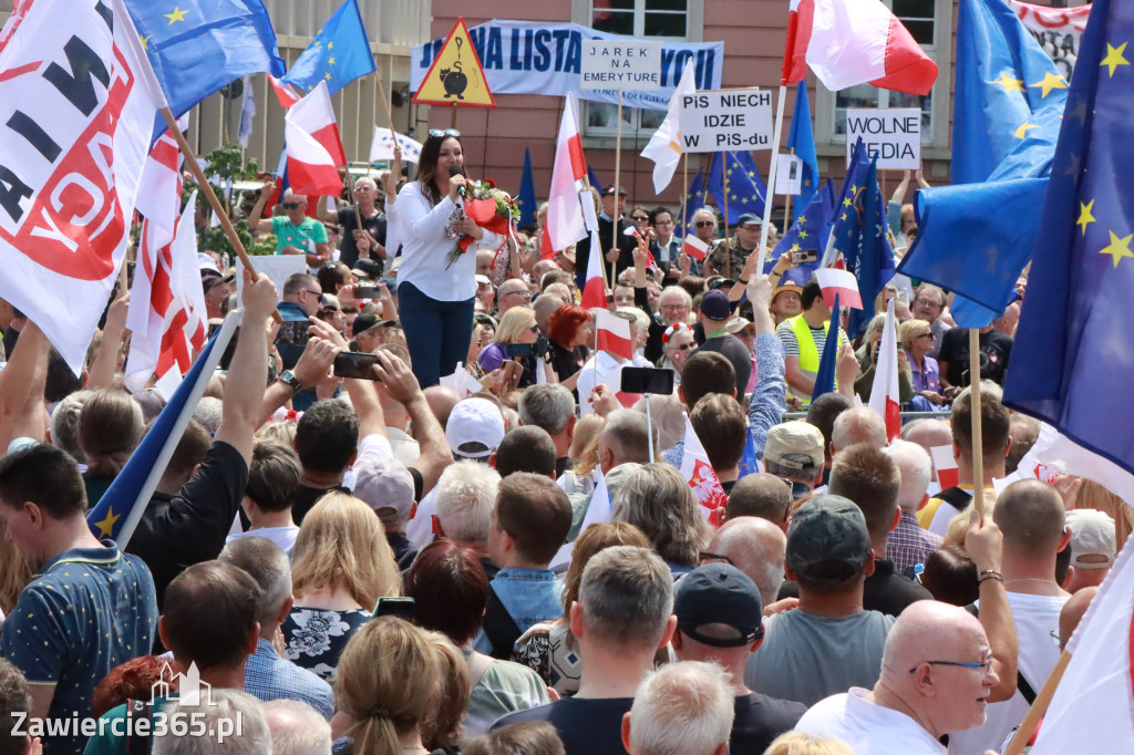 Fotorelacja: Wiec Donalda Tuska we Wrocławiu.