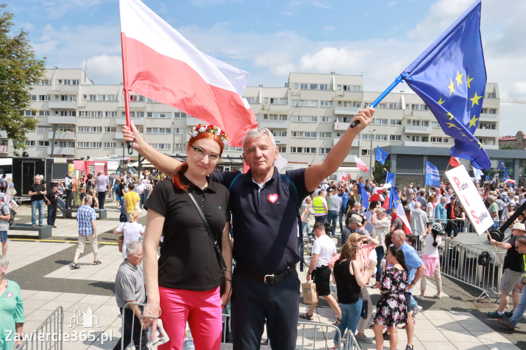 Fotorelacja: Wiec Donalda Tuska we Wrocławiu.