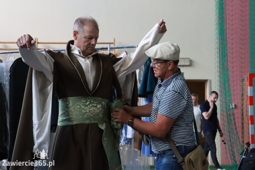 Przygotowania do Pokazu Mody Historycznej - Włodowice