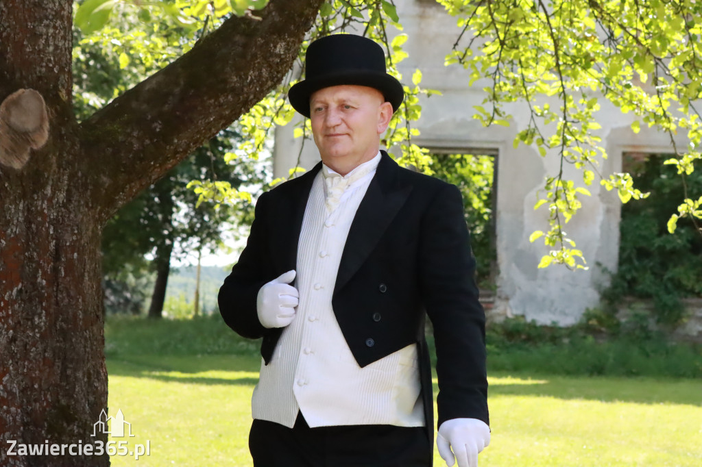 Sesja zdjęciowa przed Pokazem Mody Historycznej - Włodowice.