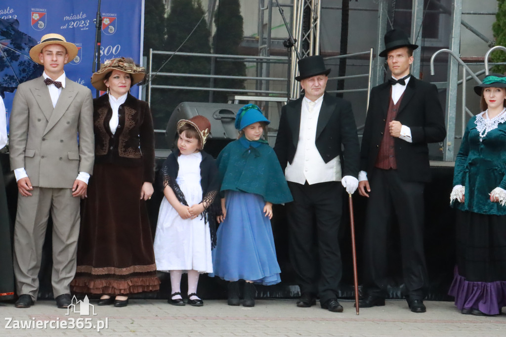Fotorelacja: Pokaz Mody Historycznej we Włodowicach.