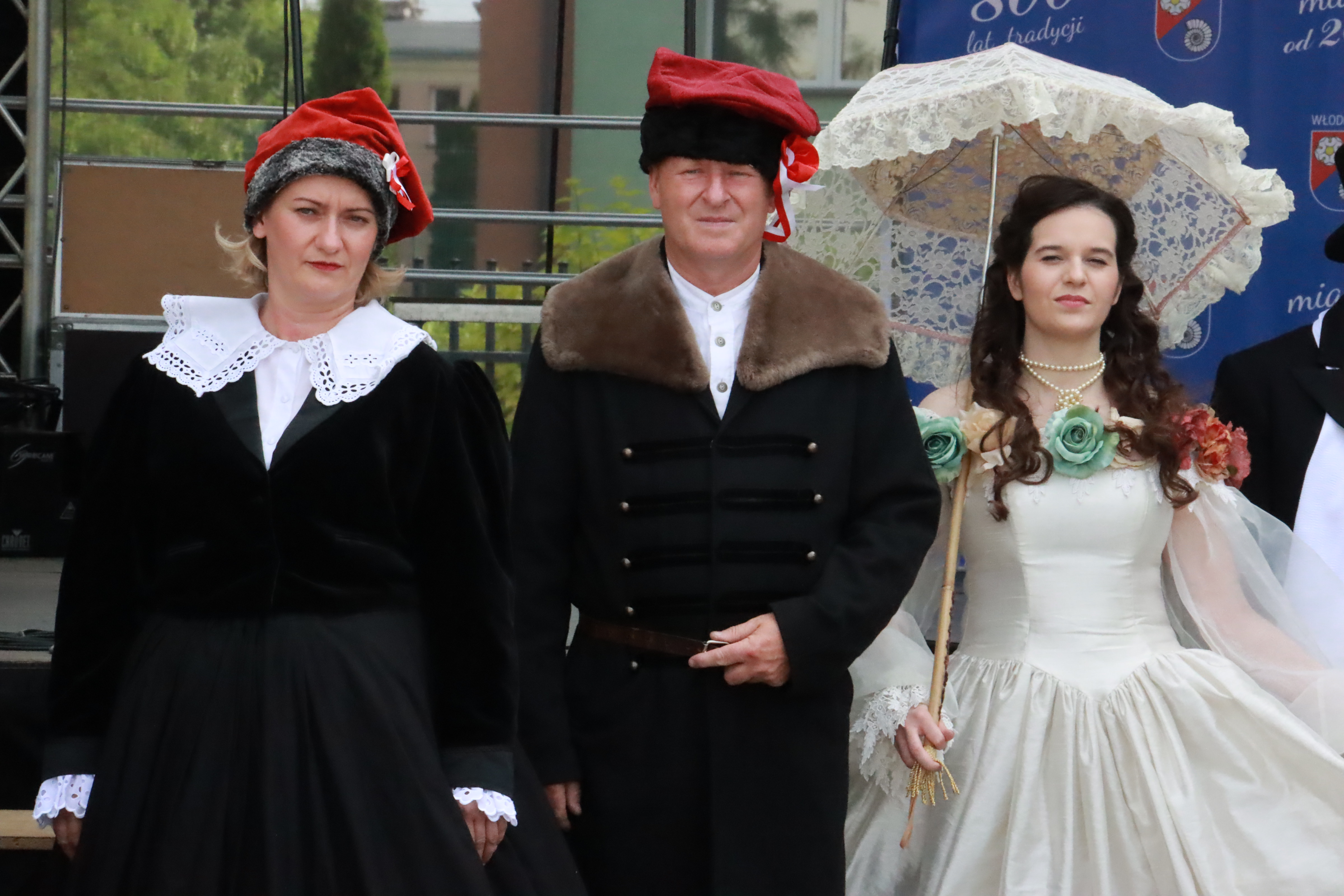 Fotorelacja: Pokaz Mody Historycznej we Włodowicach.