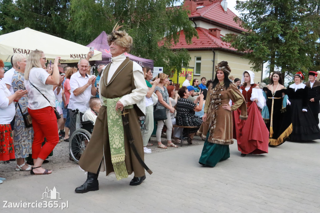 Fotorelacja: Pokaz Mody Historycznej we Włodowicach.