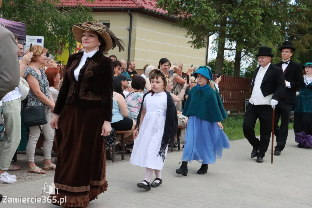 Fotorelacja: Pokaz Mody Historycznej we Włodowicach.