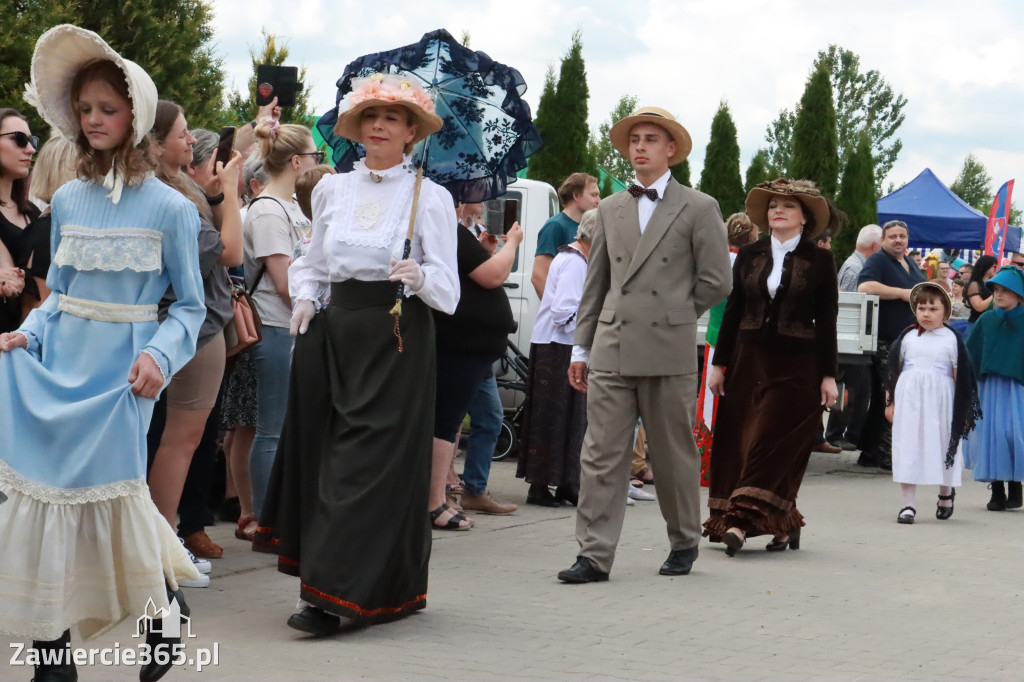 Fotorelacja: Pokaz Mody Historycznej we Włodowicach.