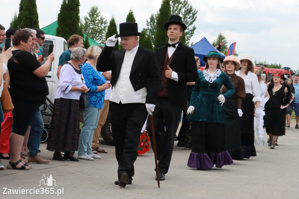 Fotorelacja: Pokaz Mody Historycznej we Włodowicach.