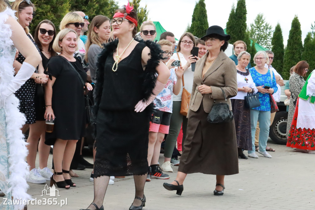 Fotorelacja: Pokaz Mody Historycznej we Włodowicach.
