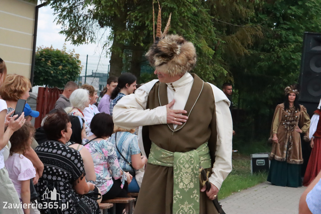 Fotorelacja: Pokaz Mody Historycznej we Włodowicach.
