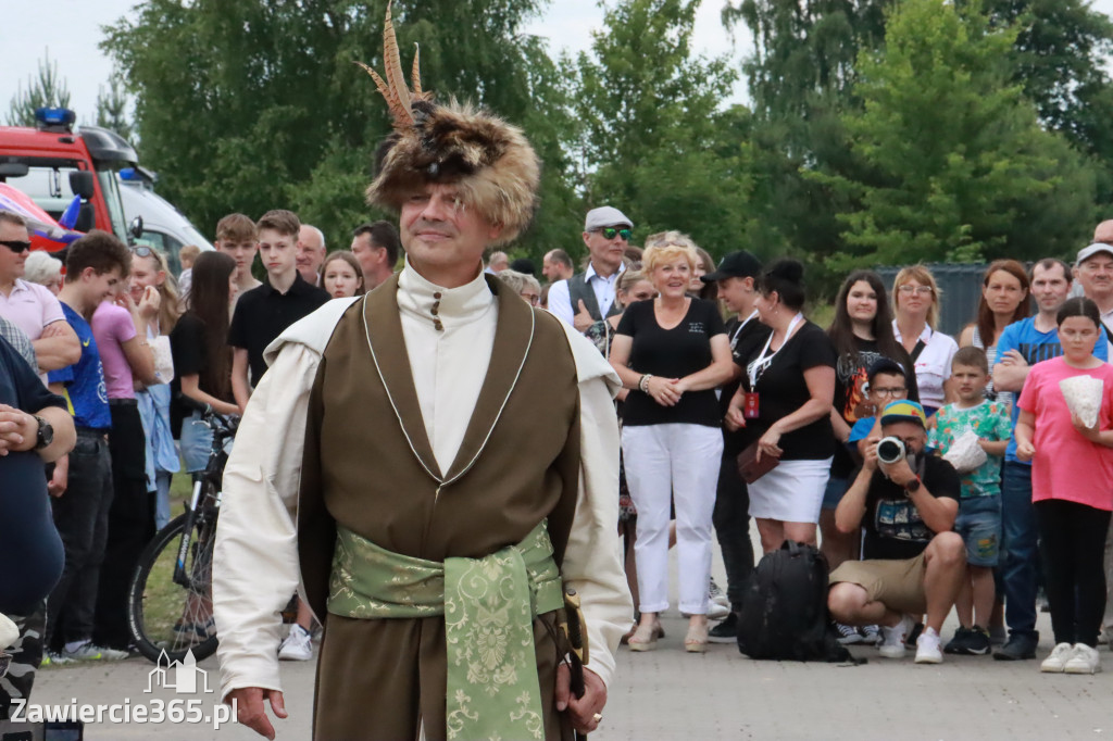 Fotorelacja: Pokaz Mody Historycznej we Włodowicach.