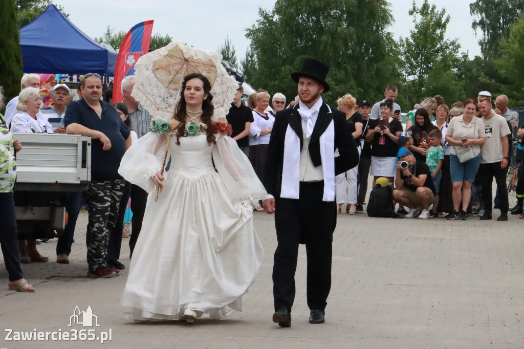 Fotorelacja: Pokaz Mody Historycznej we Włodowicach.