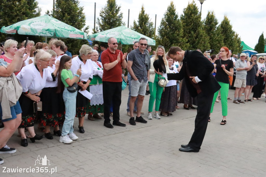 Fotorelacja: Pokaz Mody Historycznej we Włodowicach.