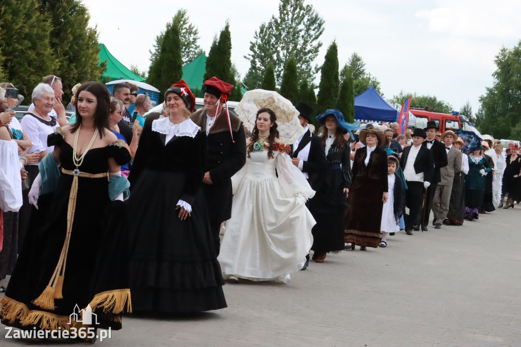 Fotorelacja: Pokaz Mody Historycznej we Włodowicach.