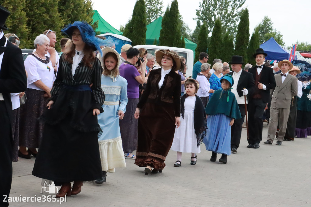 Fotorelacja: Pokaz Mody Historycznej we Włodowicach.