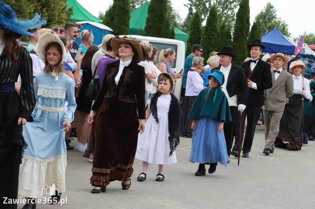 Fotorelacja: Pokaz Mody Historycznej we Włodowicach.
