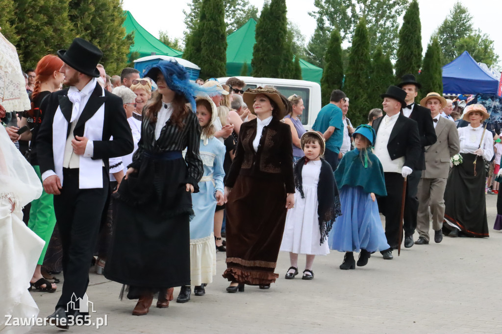 Fotorelacja: Pokaz Mody Historycznej we Włodowicach.