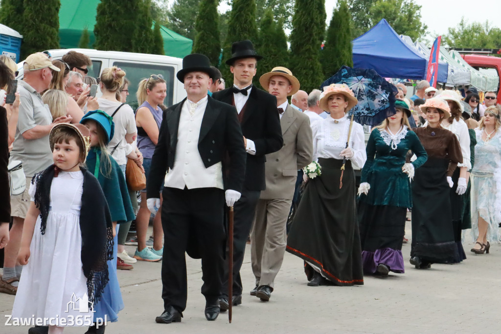 Fotorelacja: Pokaz Mody Historycznej we Włodowicach.