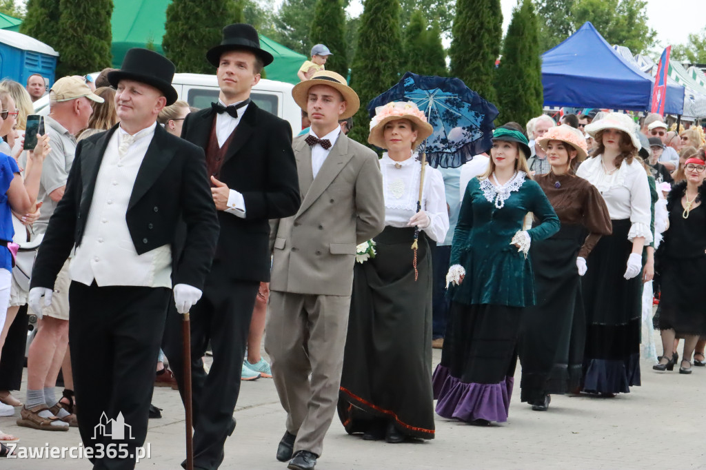 Fotorelacja: Pokaz Mody Historycznej we Włodowicach.
