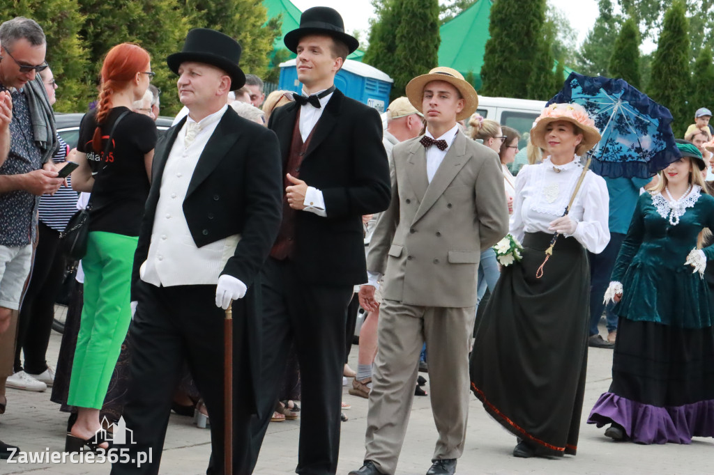 Fotorelacja: Pokaz Mody Historycznej we Włodowicach.