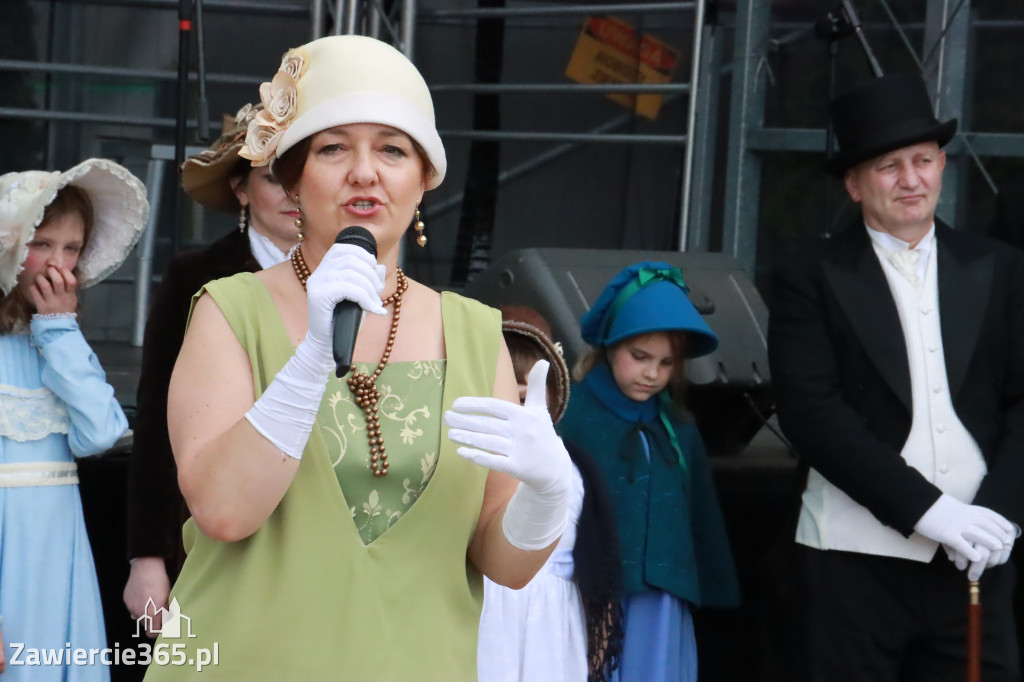 Fotorelacja: Pokaz Mody Historycznej we Włodowicach.