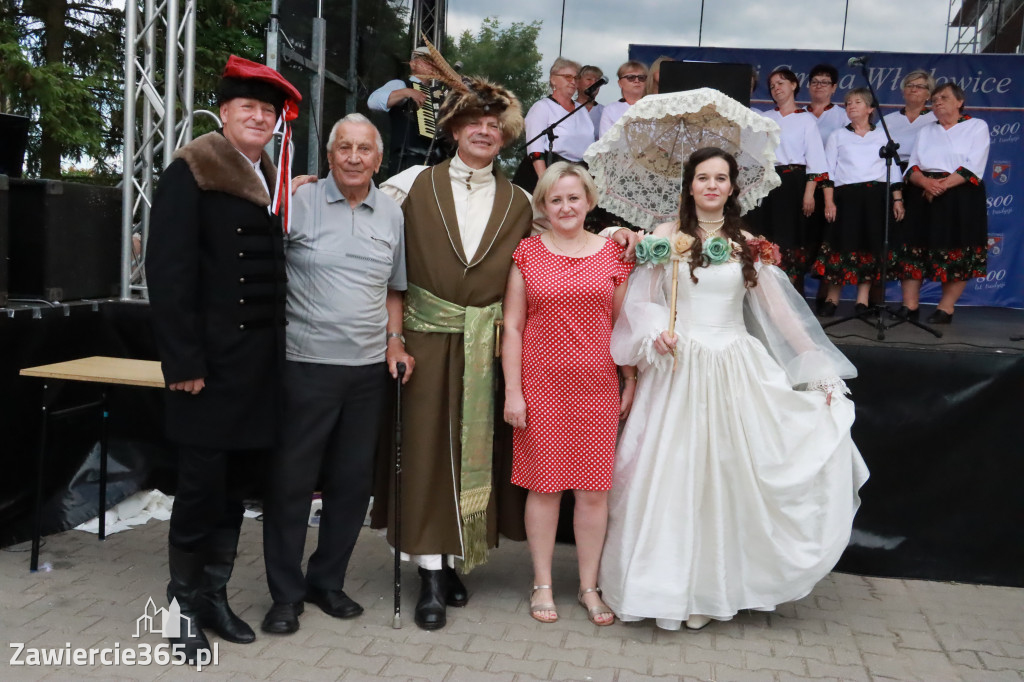 Fotorelacja: Pokaz Mody Historycznej we Włodowicach.
