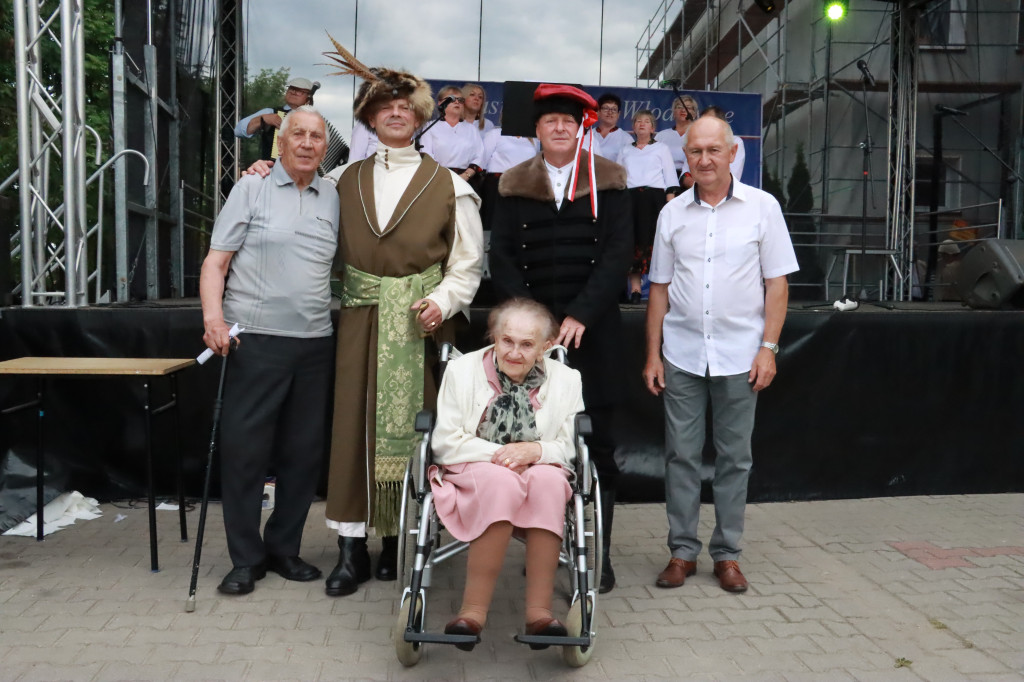 Fotorelacja: Piknik z historią w tle we Włodowicach
