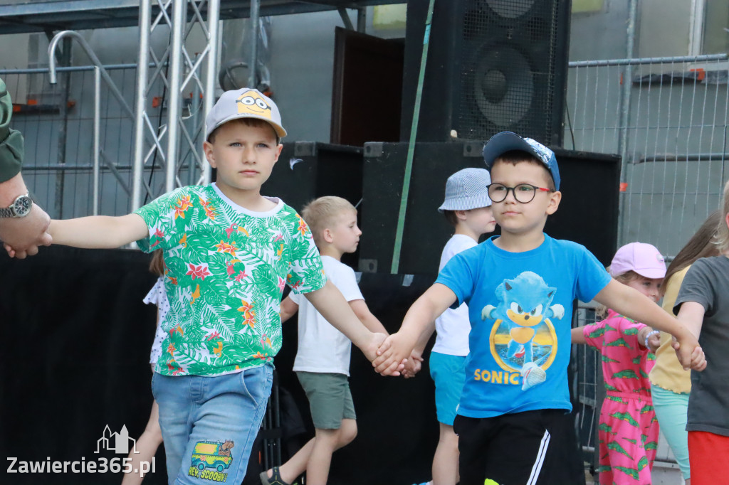 Fotorelacja: Piknik z historią w tle we Włodowicach