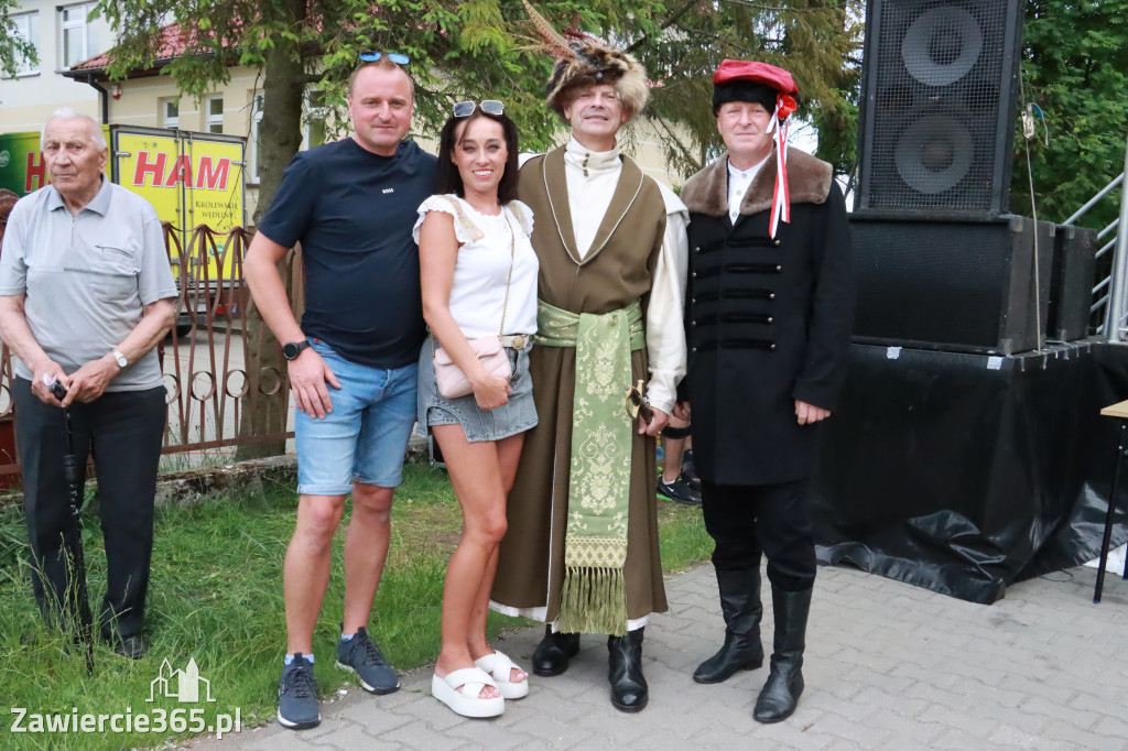 Fotorelacja: Piknik z historią w tle we Włodowicach