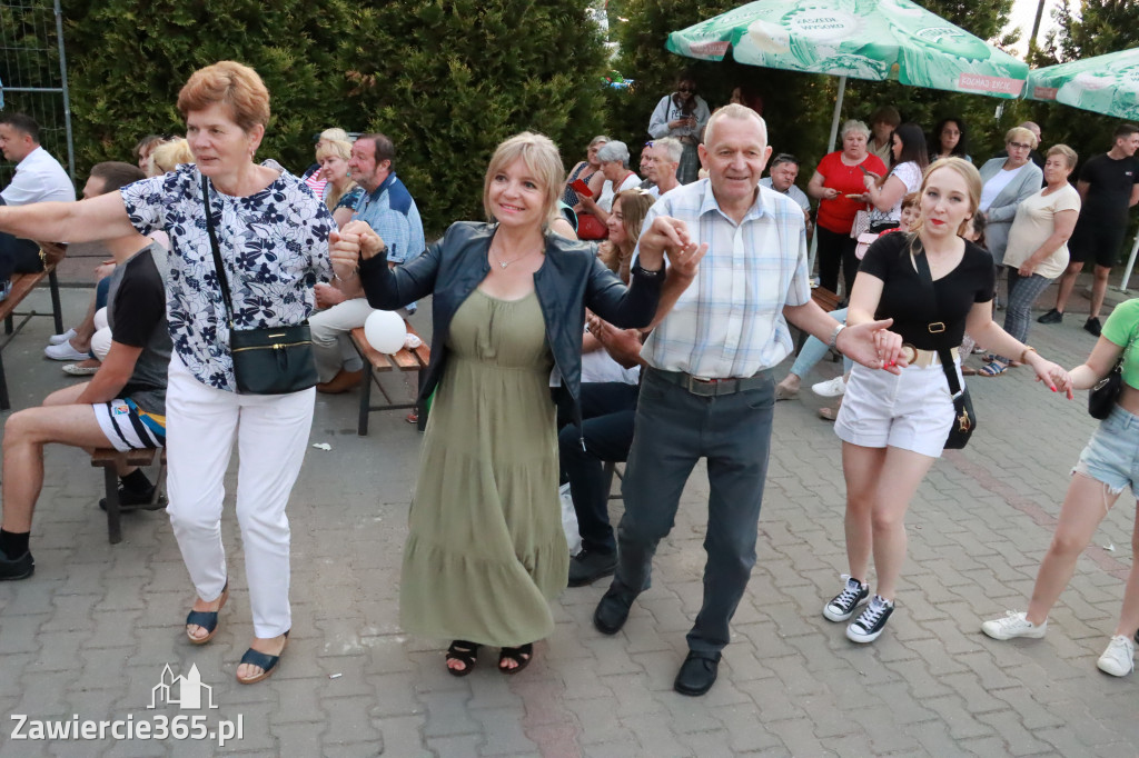 Fotorelacja: Piknik z historią w tle we Włodowicach
