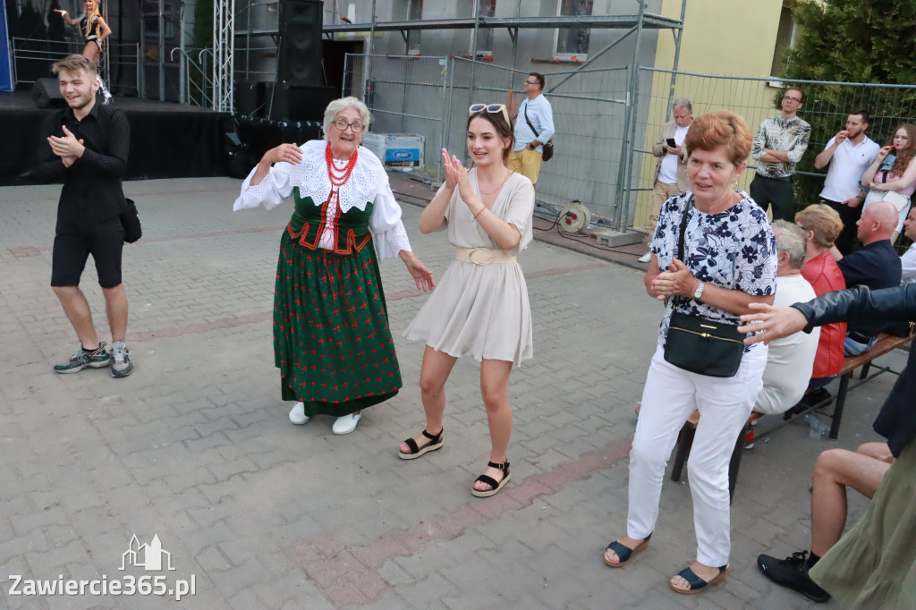 Fotorelacja: Piknik z historią w tle we Włodowicach
