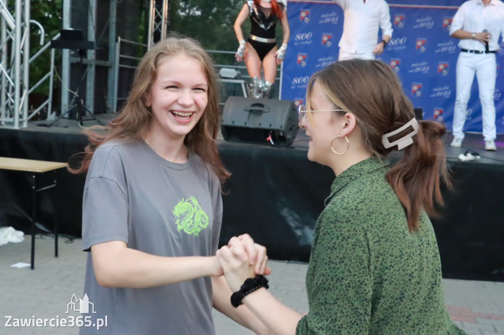 Fotorelacja: Piknik z historią w tle we Włodowicach