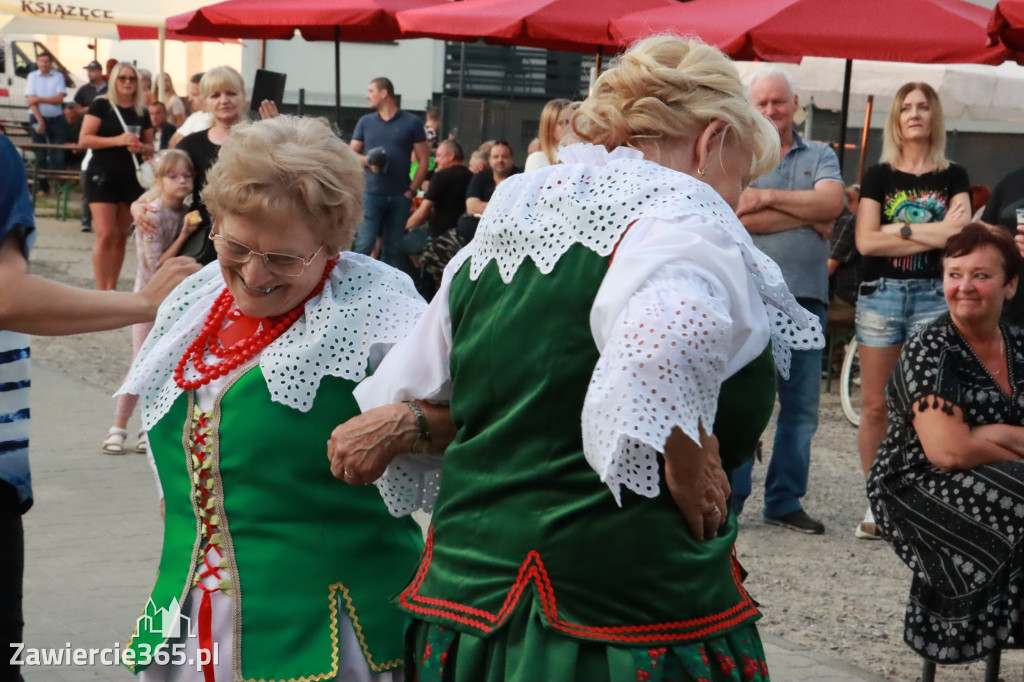 Fotorelacja: Piknik z historią w tle we Włodowicach