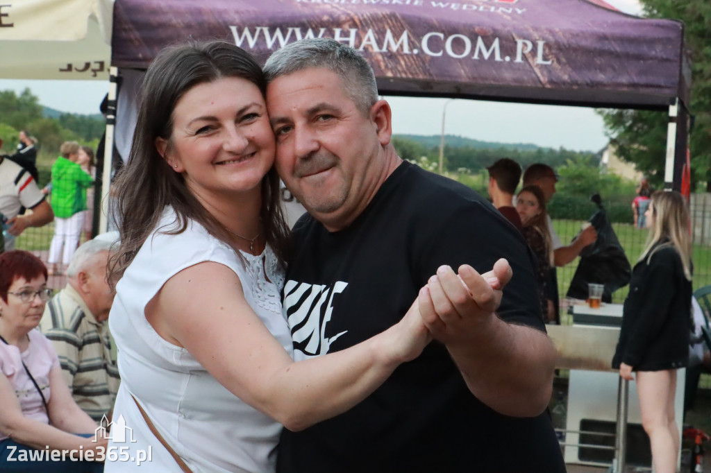 Fotorelacja: Piknik z historią w tle we Włodowicach