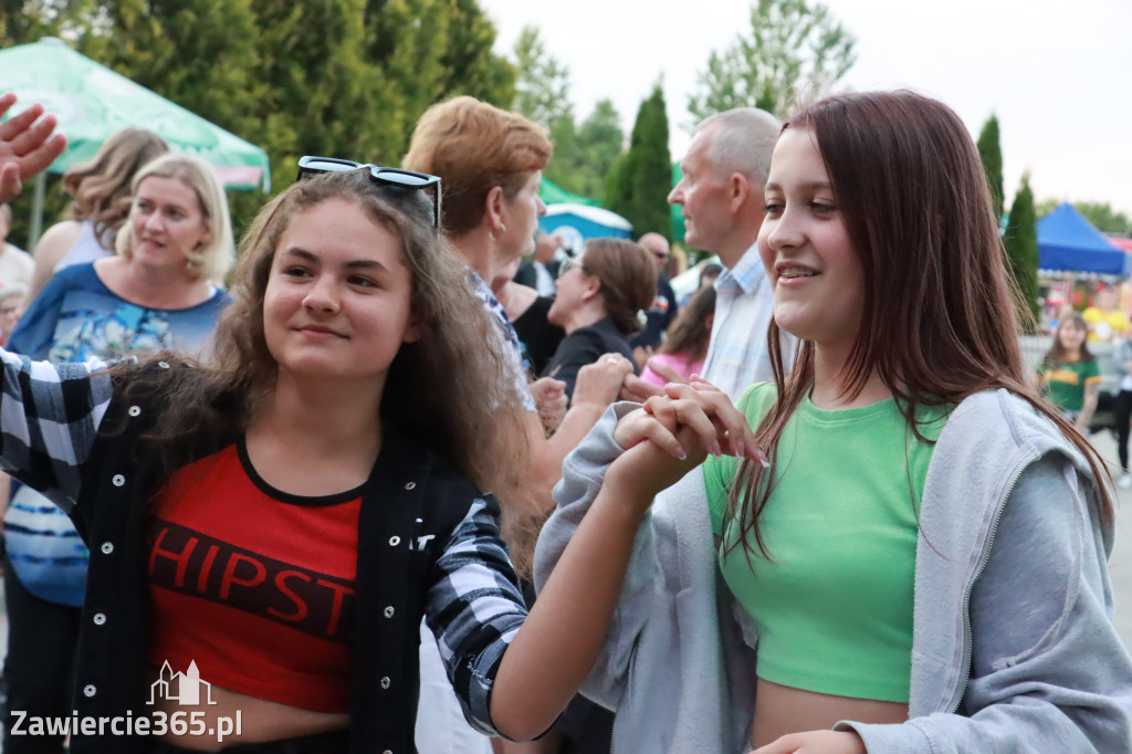 Fotorelacja: Piknik z historią w tle we Włodowicach