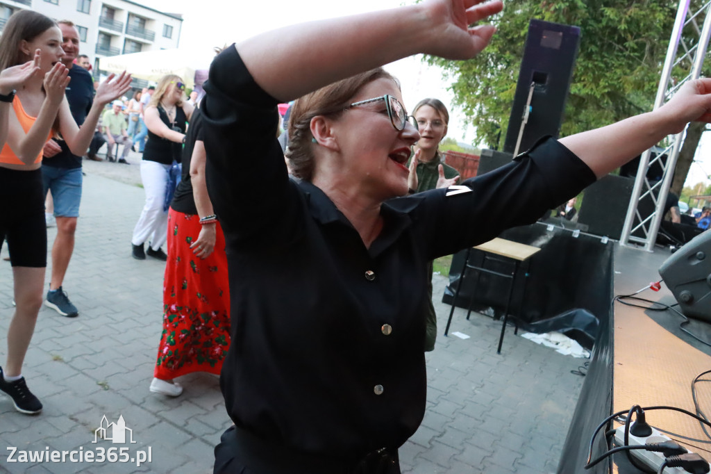 Fotorelacja: Piknik z historią w tle we Włodowicach