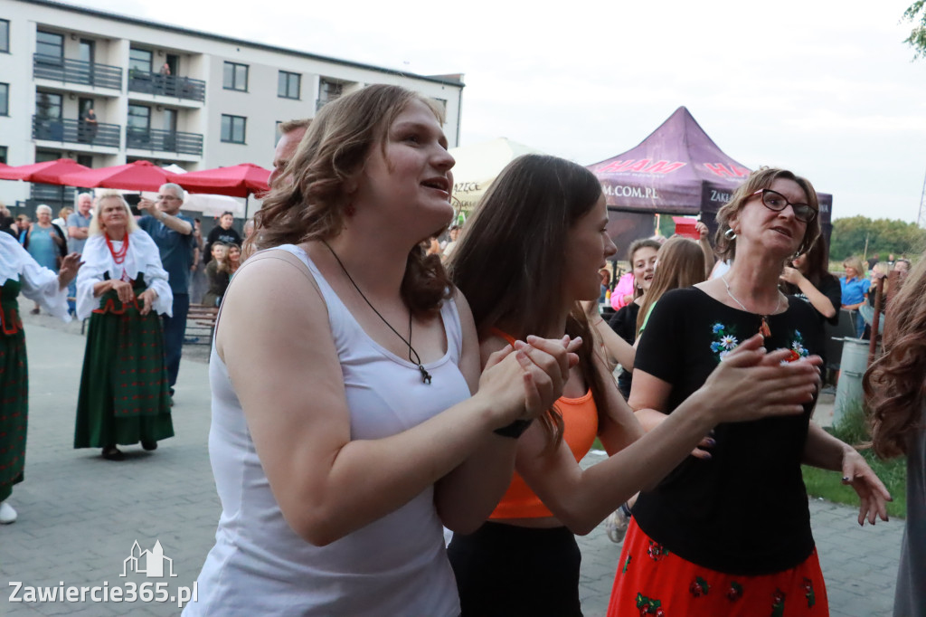 Fotorelacja: Piknik z historią w tle we Włodowicach
