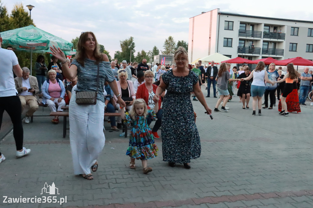 Fotorelacja: Piknik z historią w tle we Włodowicach