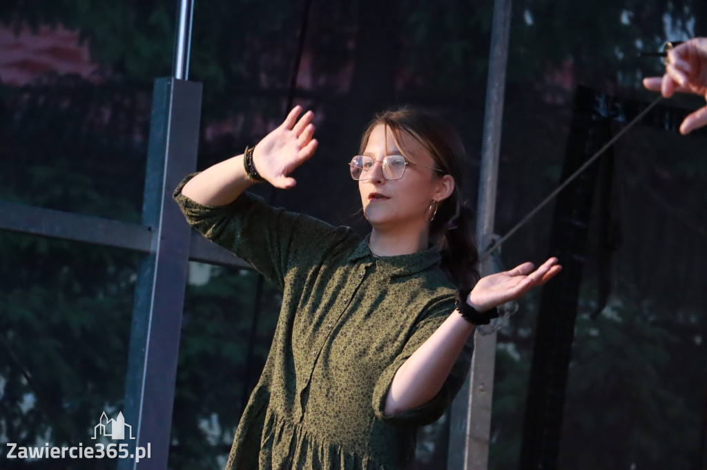 Fotorelacja: Piknik z historią w tle we Włodowicach