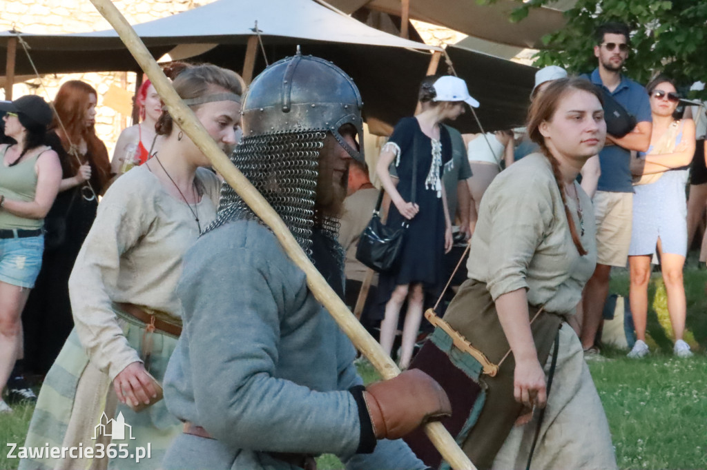 XIX Najazd Barbarzyńców na Zamku Ogrodzieniec.
