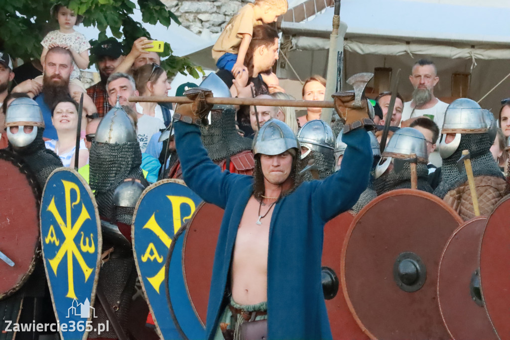 XIX Najazd Barbarzyńców na Zamku Ogrodzieniec.