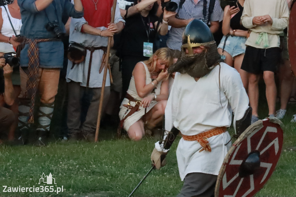 XIX Najazd Barbarzyńców na Zamku Ogrodzieniec.